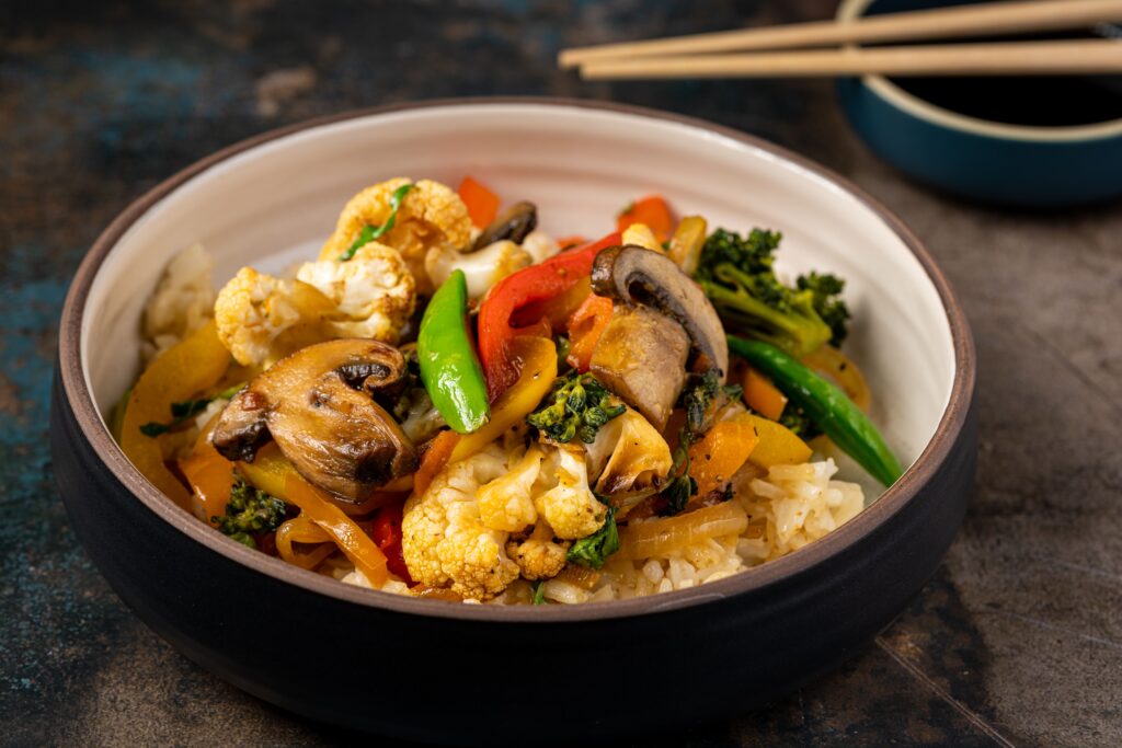 25 Quick and Easy Vegetarian Recipes for Every Day vegetable stir fry recipe